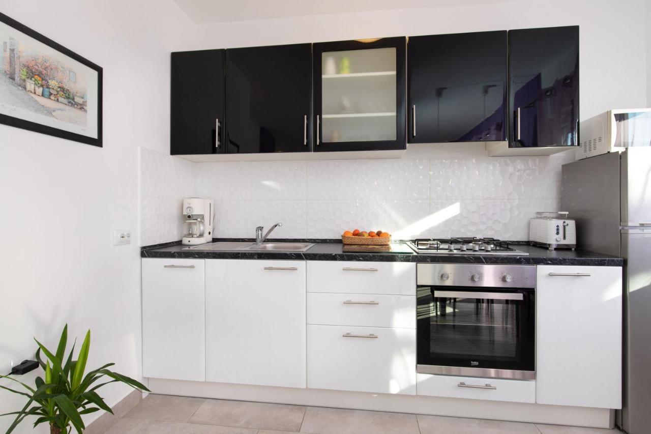 Apartment Marija Krk Town Exterior photo